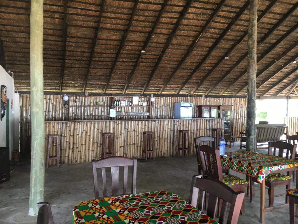 The Akwidaa Inn 外观 照片