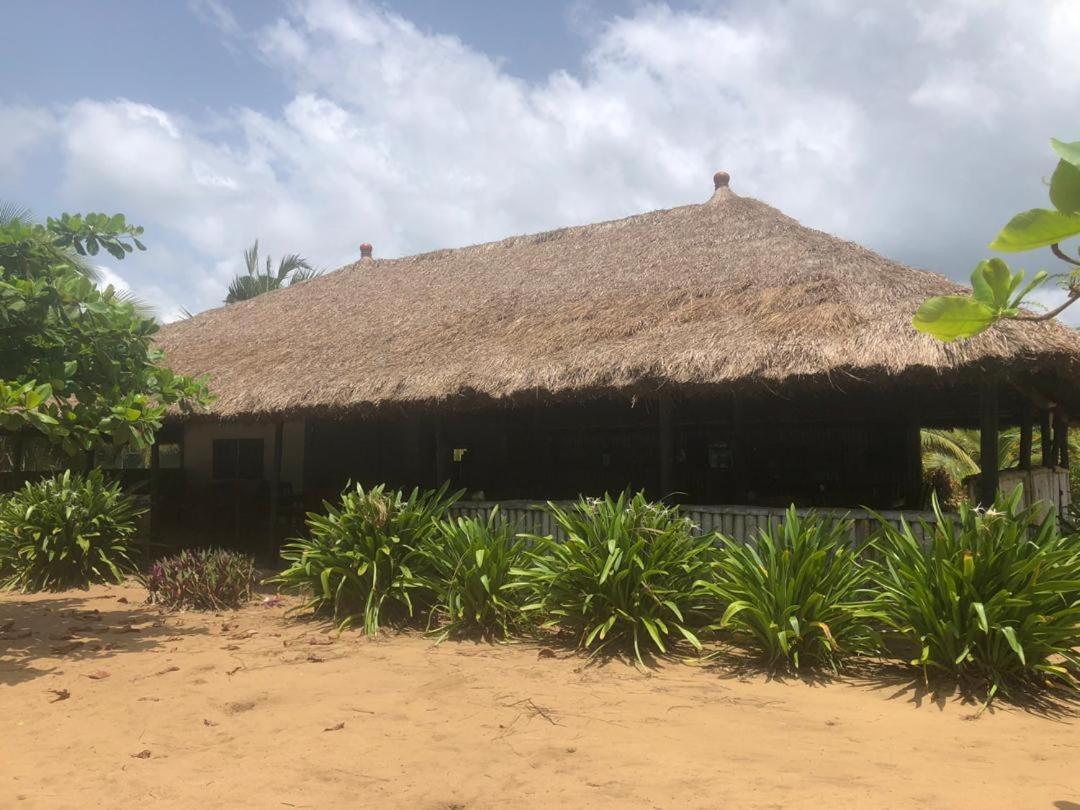 The Akwidaa Inn 外观 照片