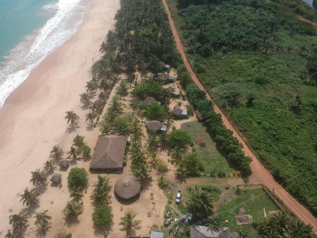 The Akwidaa Inn 外观 照片